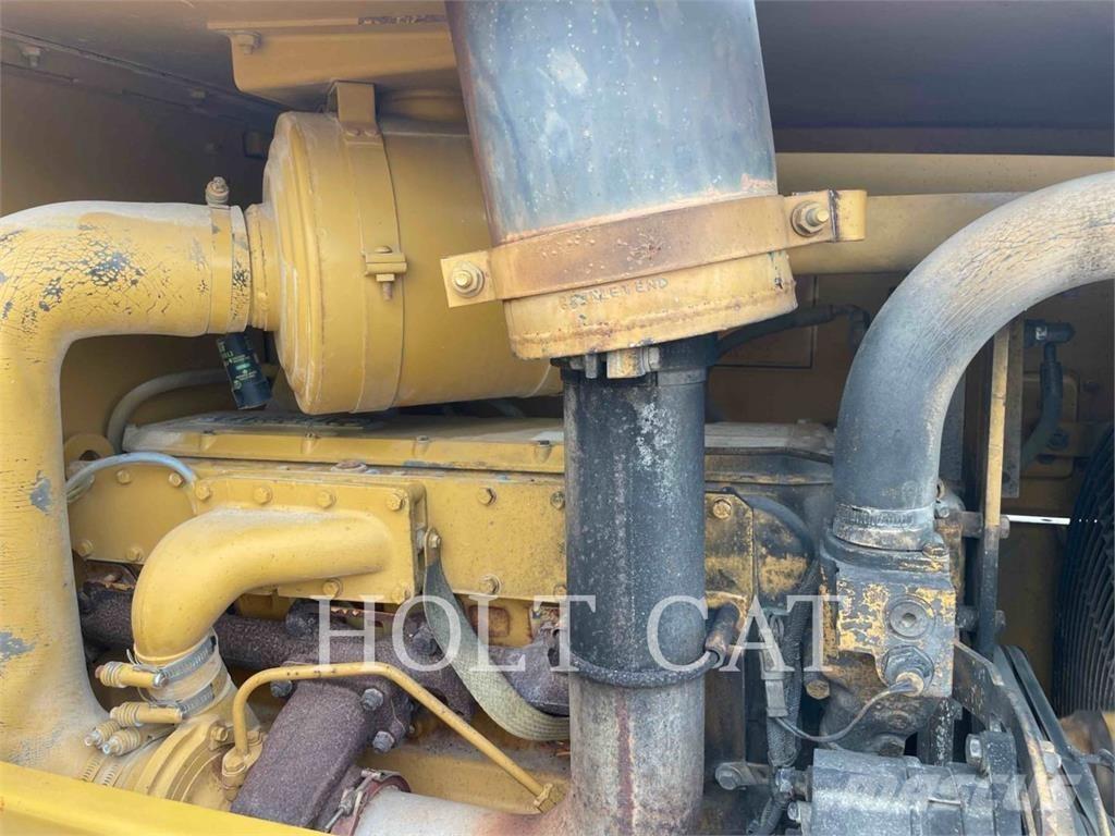 CAT CS563C AW Compacteur de sol