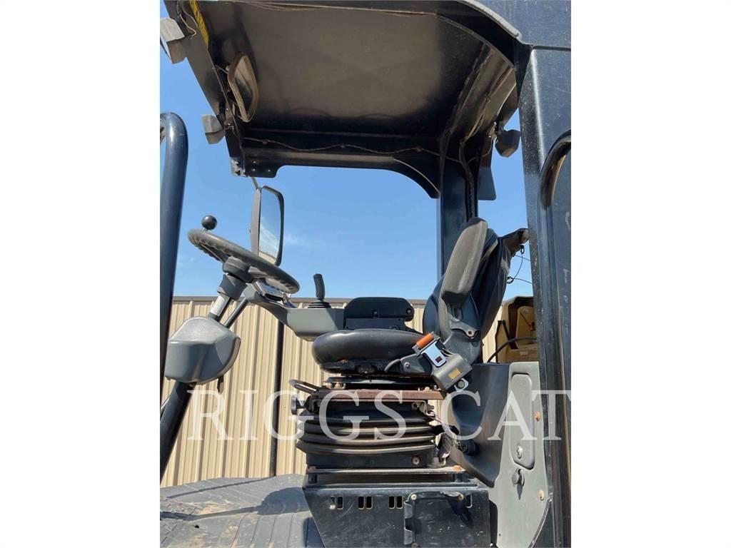 CAT CS56B Compacteur de sol