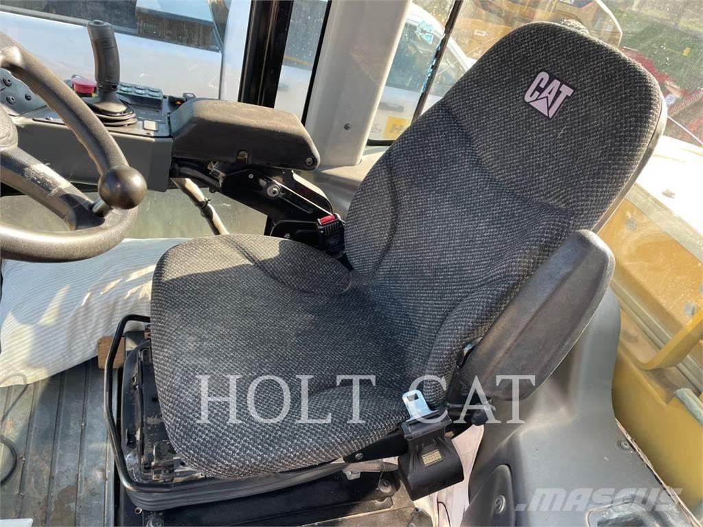 CAT CS56B Rouleaux monocylindre