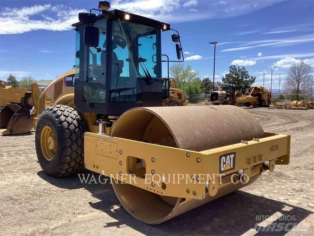 CAT CS56B Compacteur de sol