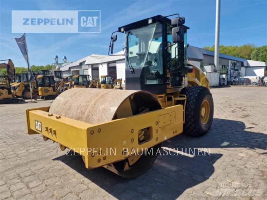 CAT CS66B Compacteur de sol