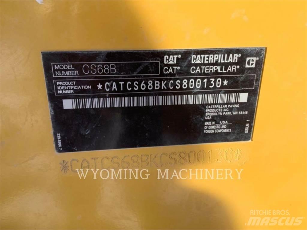 CAT CS68B Compacteur de sol