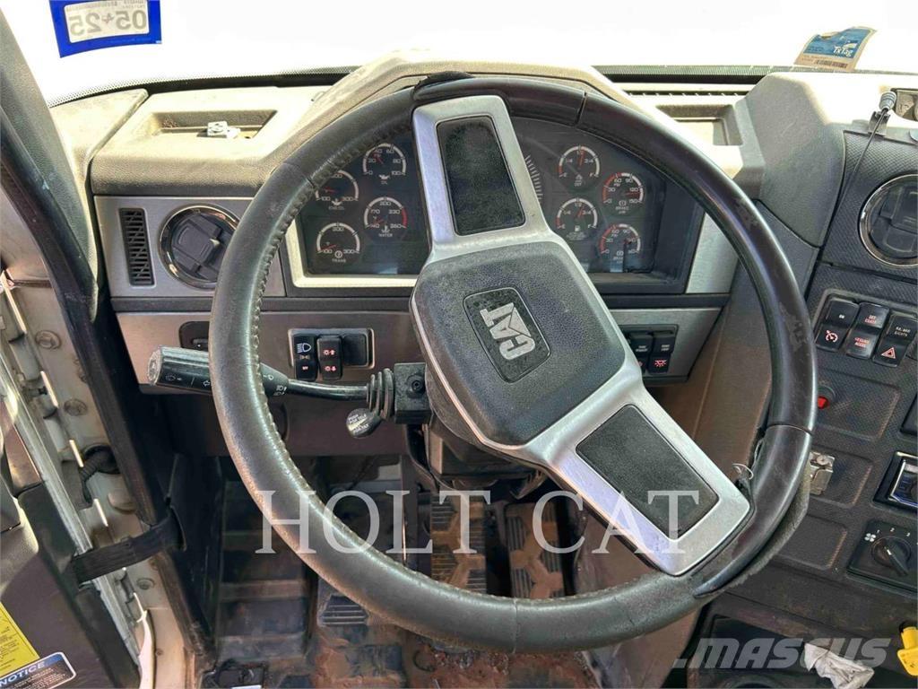 CAT CT660S Autre camion