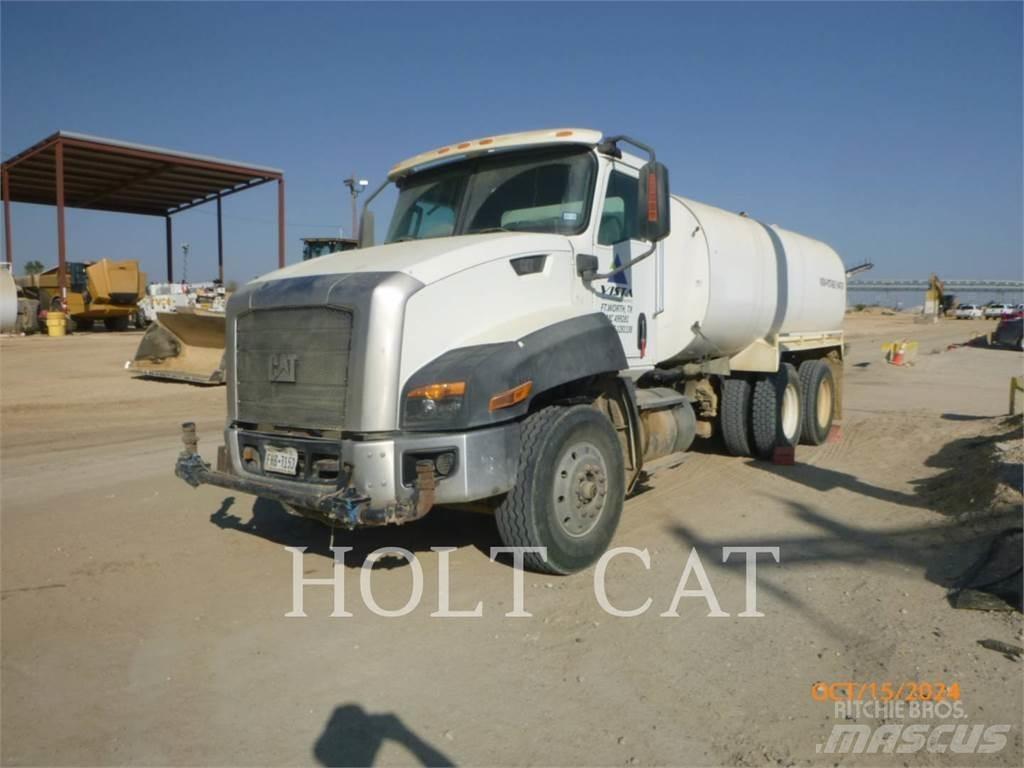 CAT CT660S SBA 6X4 Motrici cisterna