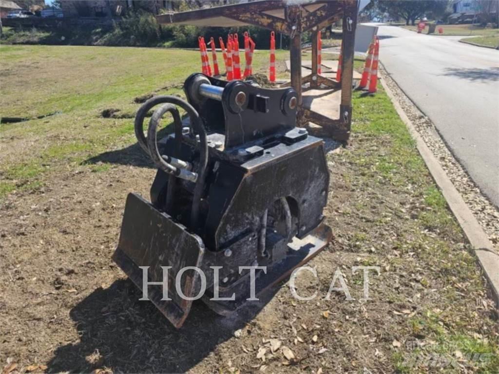 CAT CVP75 Plaque vibrante
