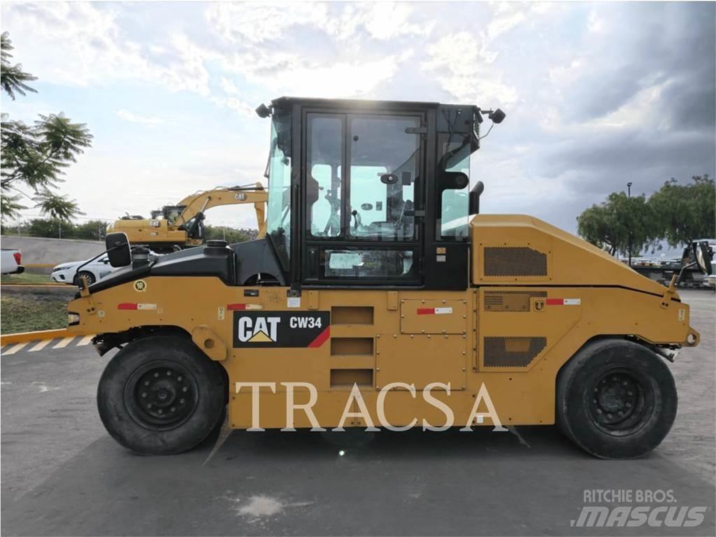 CAT CW 34 Rouleaux à pneumatiques