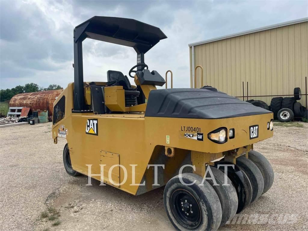 CAT CW14 Rouleaux à pneumatiques