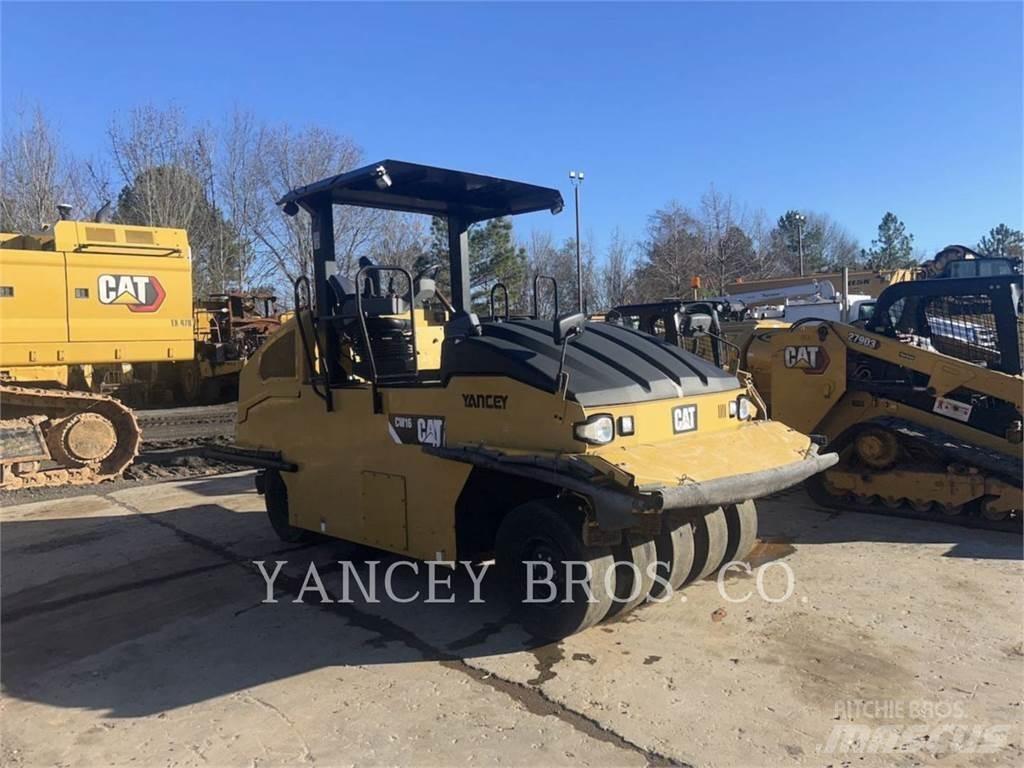 CAT CW16 Compacteur de sol