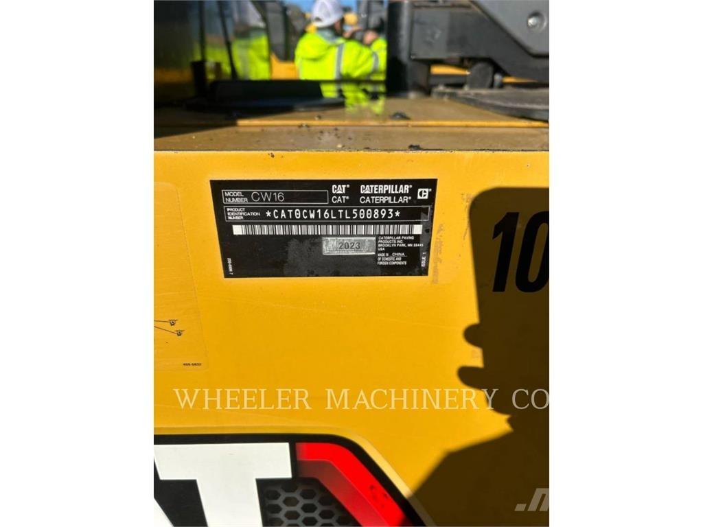 CAT CW16 Rouleaux à pneumatiques