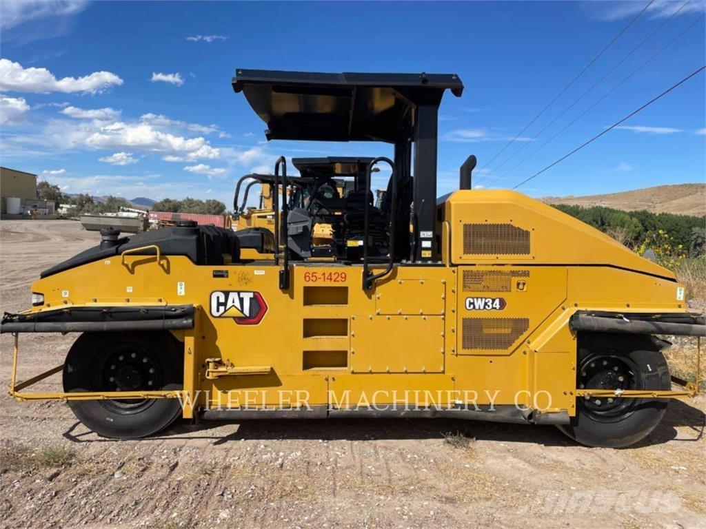 CAT CW34 Rouleaux à pneumatiques