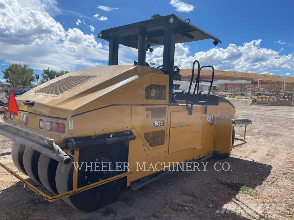 CAT CW34 Rouleaux à pneumatiques