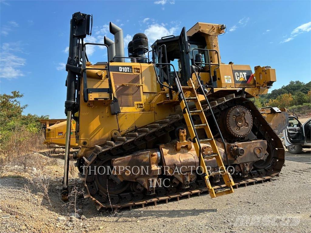 CAT D 10 T 2 Bouteurs sur chenilles