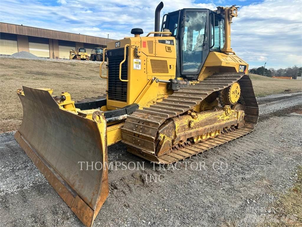 CAT D 6 N LGP Bouteurs sur chenilles