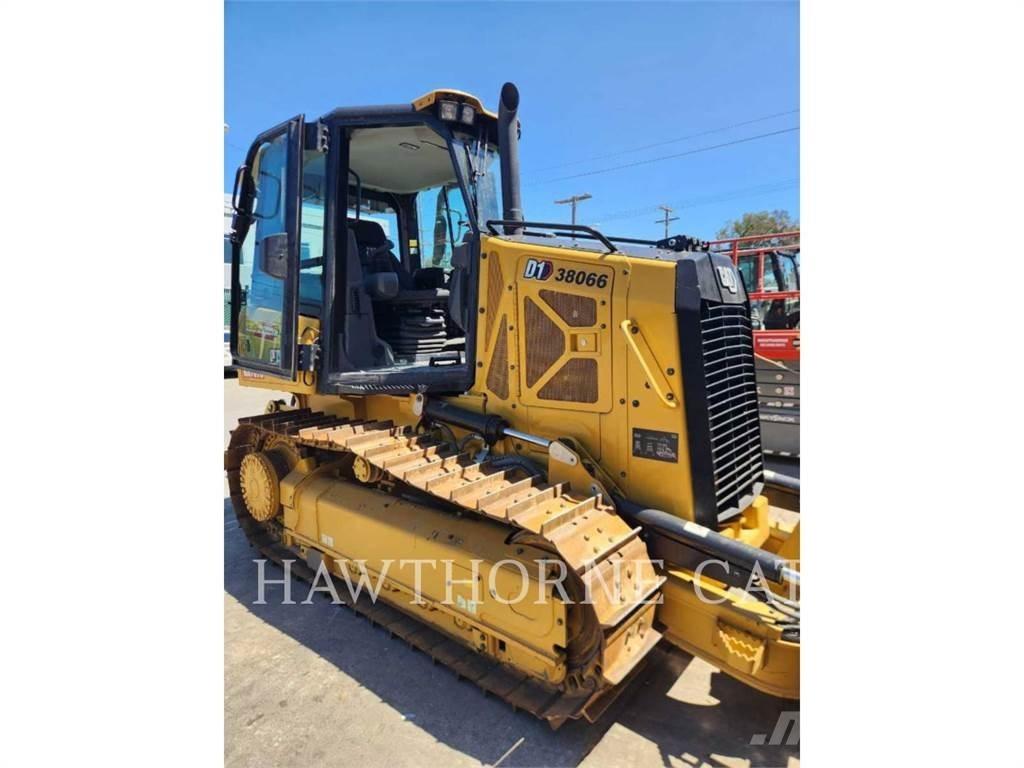 CAT D1 Bouteurs sur chenilles