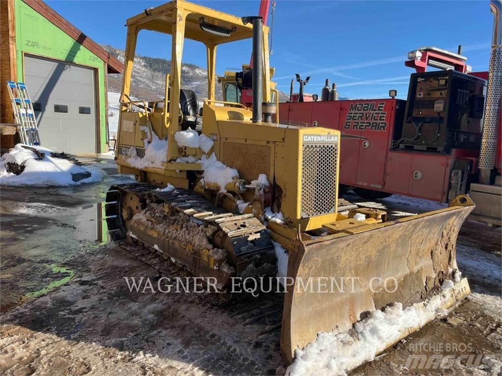CAT D1 Bouteurs sur chenilles