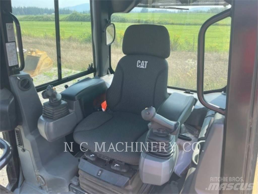 CAT D1 LGPCB Bouteurs sur chenilles