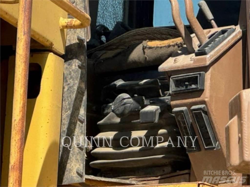 CAT D10 Bouteurs sur chenilles