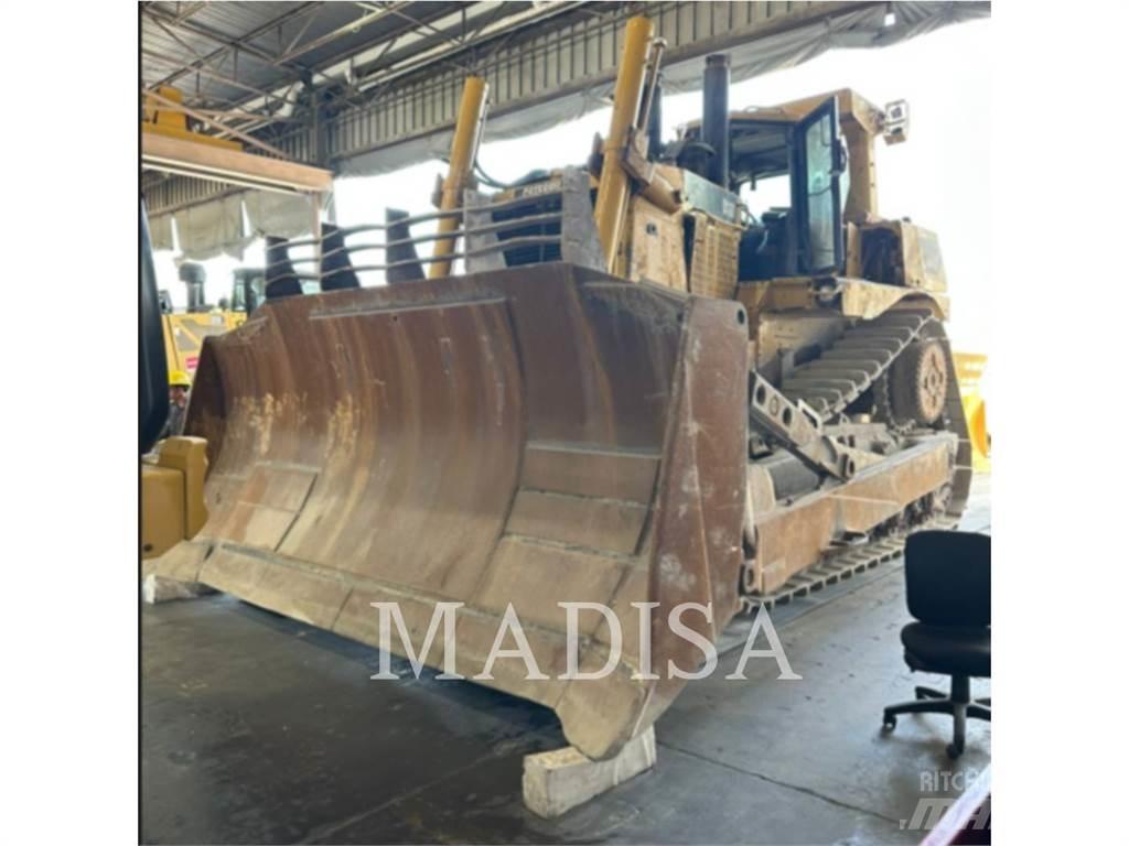 CAT D10T Bouteurs sur chenilles