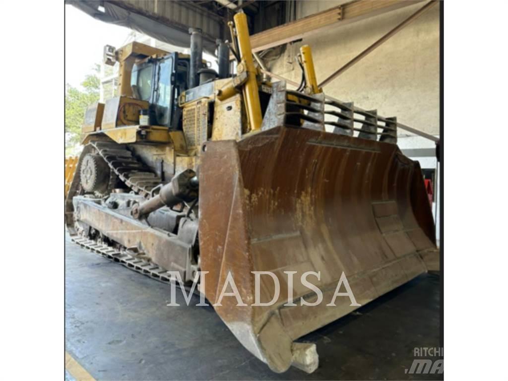 CAT D10T Bouteurs sur chenilles