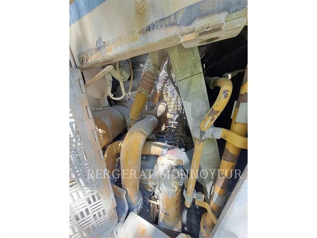 CAT D10T Bouteurs sur chenilles
