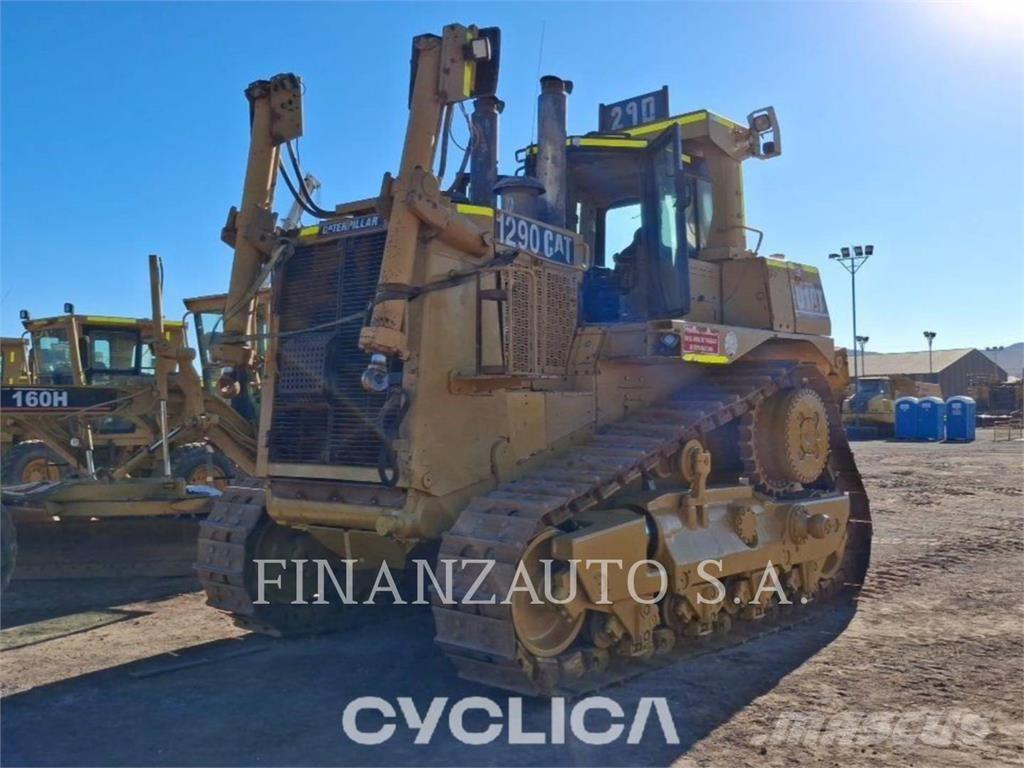 CAT D10T Bouteurs sur chenilles