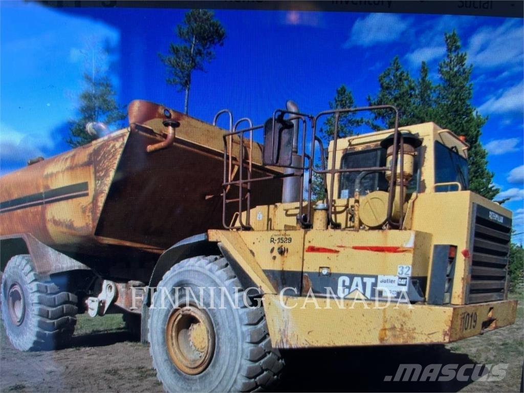CAT D30D Scraper
