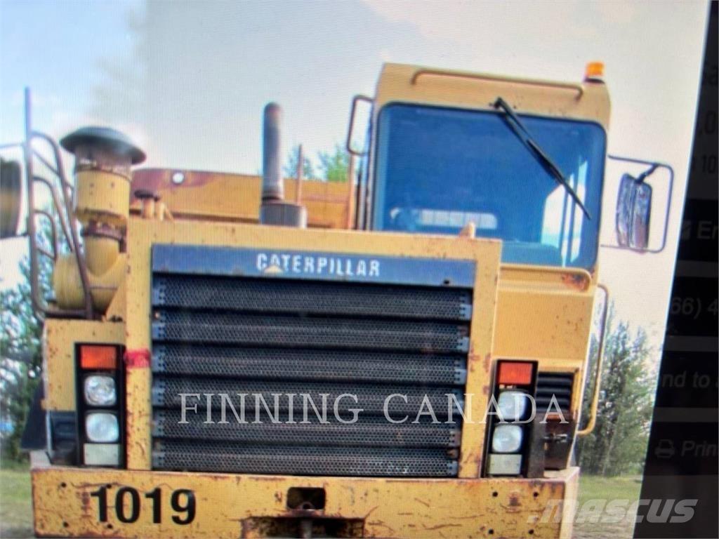 CAT D30D Scraper