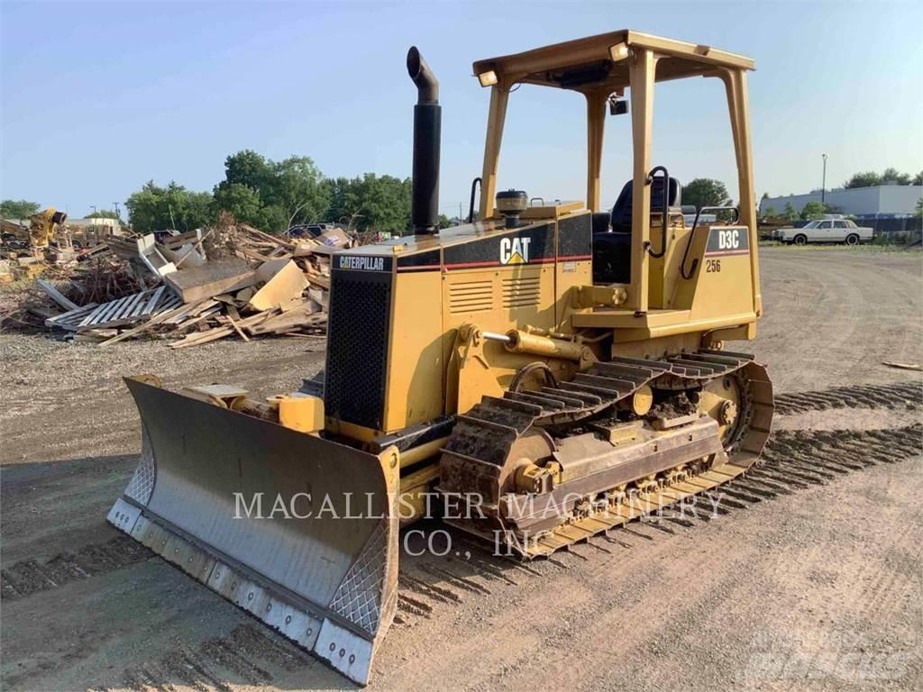CAT D3CIII Bouteurs sur chenilles