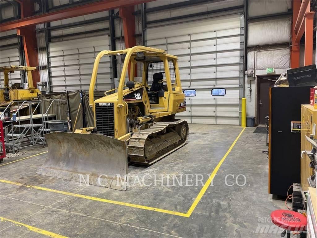 CAT D3G XLCN Bouteurs sur chenilles