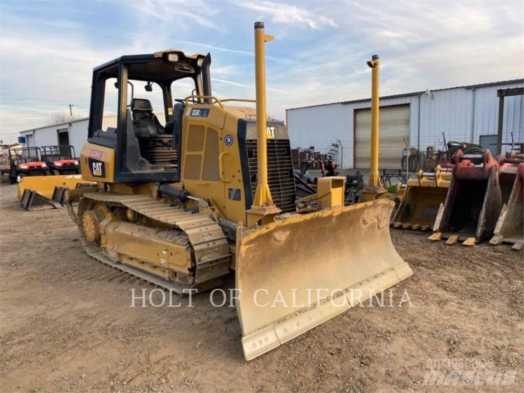 CAT D3K2 Bouteurs sur chenilles