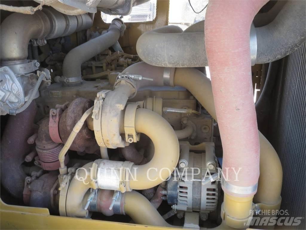 CAT D4 Bouteurs sur chenilles