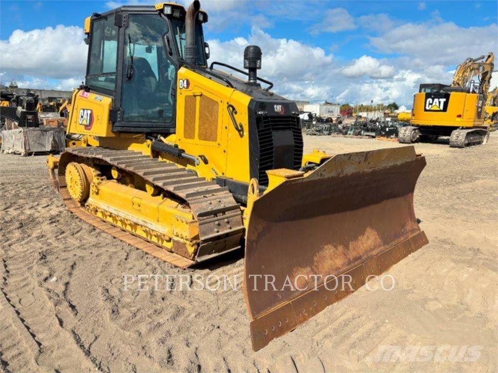 CAT D4 Bouteurs sur chenilles