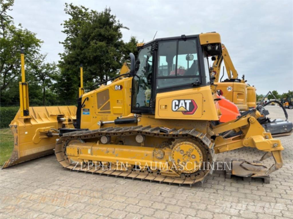 CAT D4-16A Bouteurs sur chenilles
