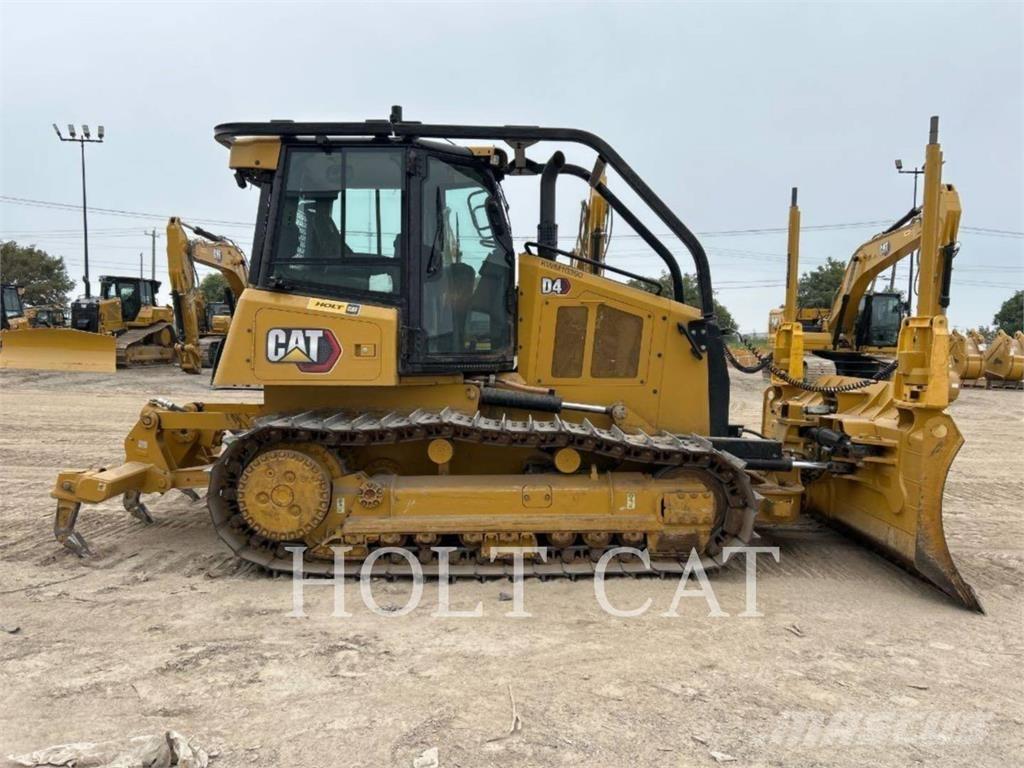 CAT D4 CAB3 Bouteurs sur chenilles
