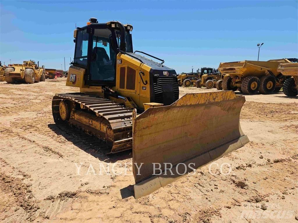 CAT D4 LGP Bouteurs sur chenilles