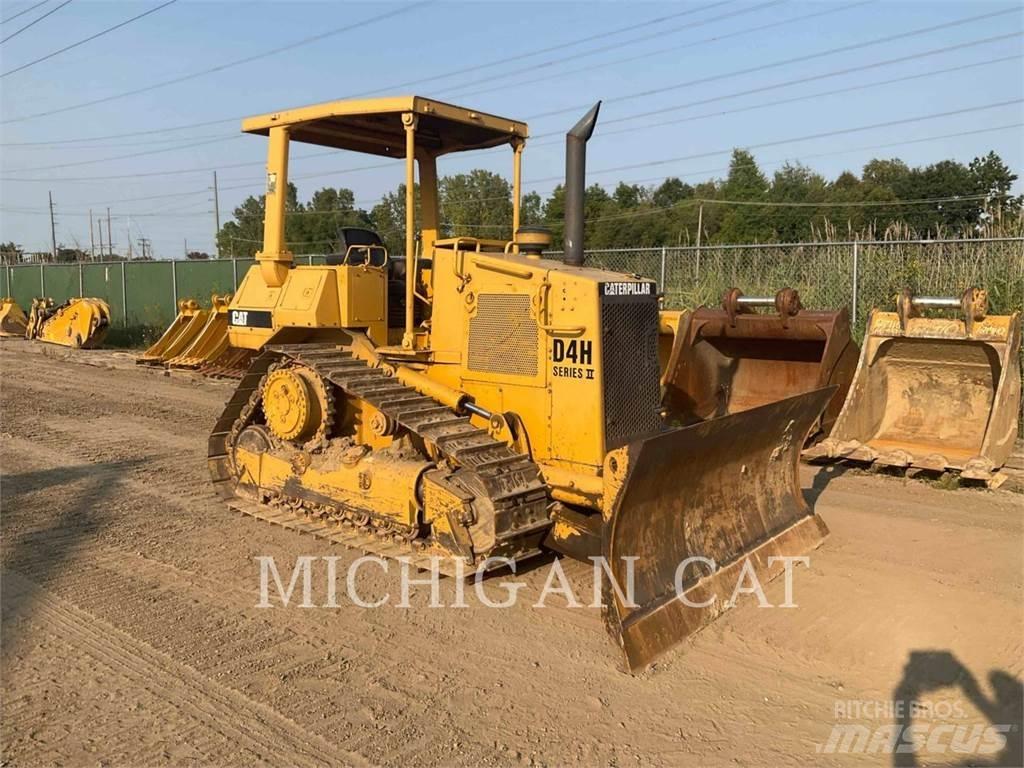CAT D4H Bouteurs sur chenilles