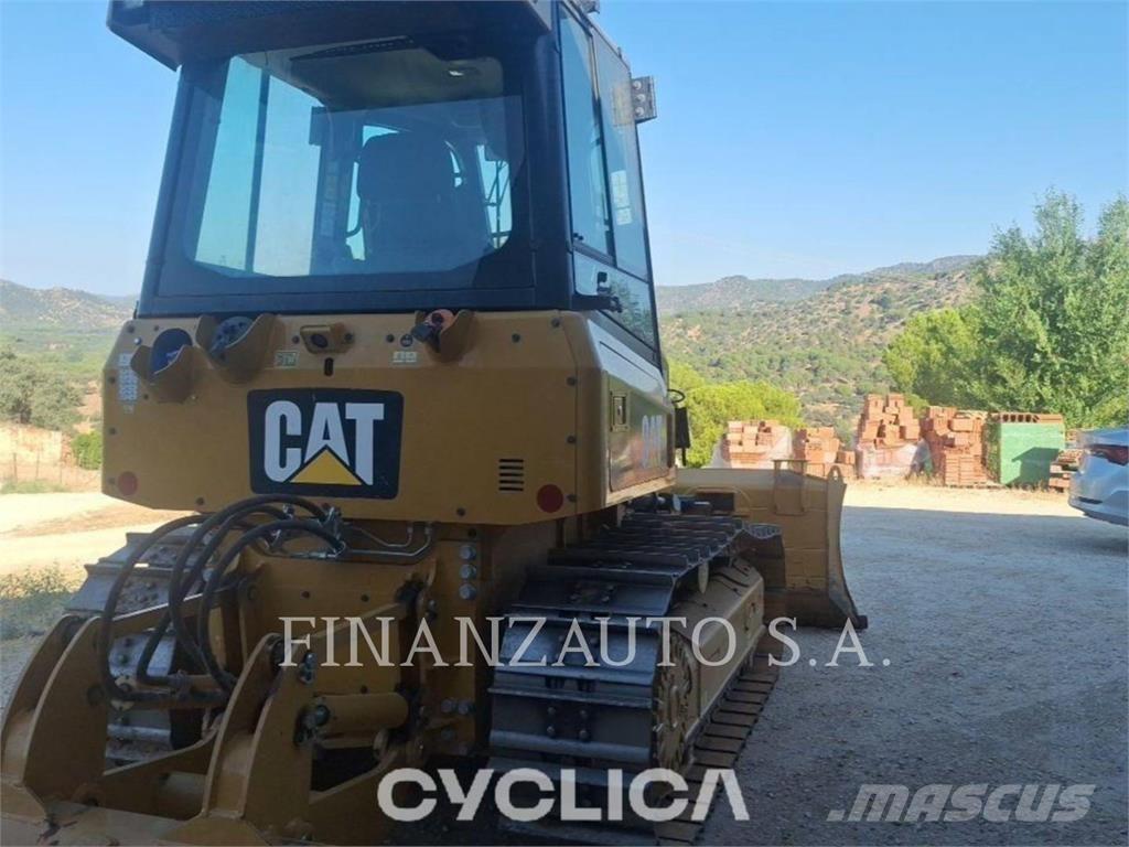 CAT D4K2 Bouteurs sur chenilles