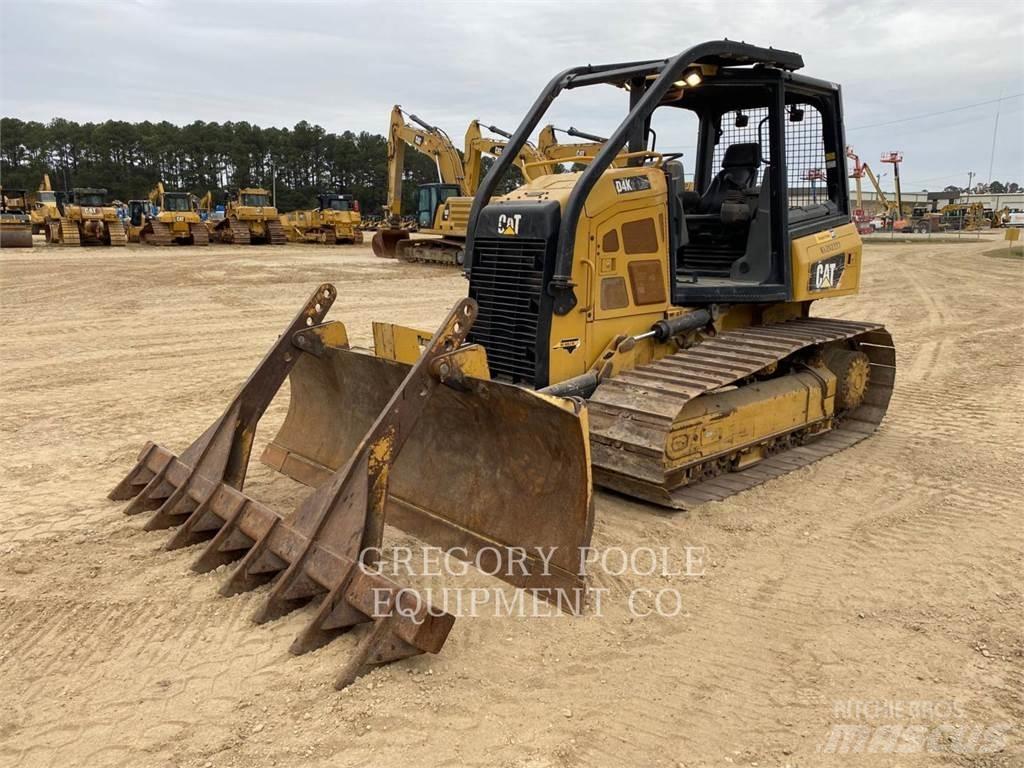 CAT D4K2LGP Bouteurs sur chenilles