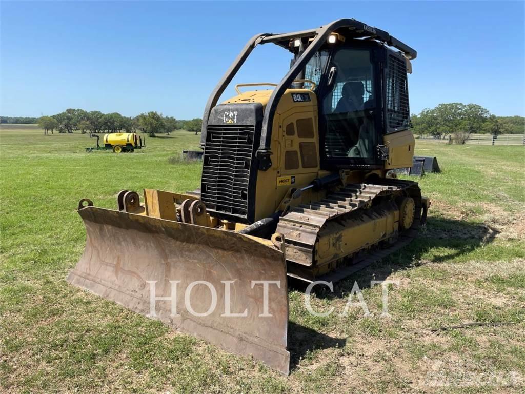 CAT D4K2XL Bouteurs sur chenilles