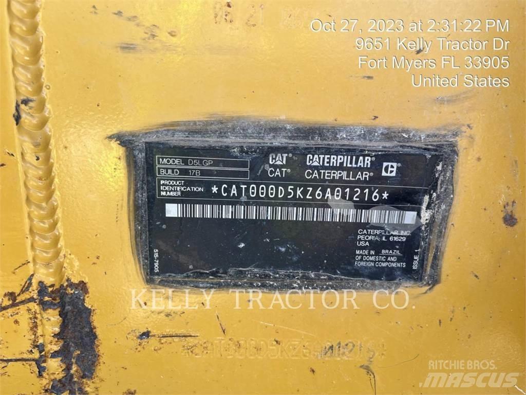 CAT D5 Bouteurs sur chenilles