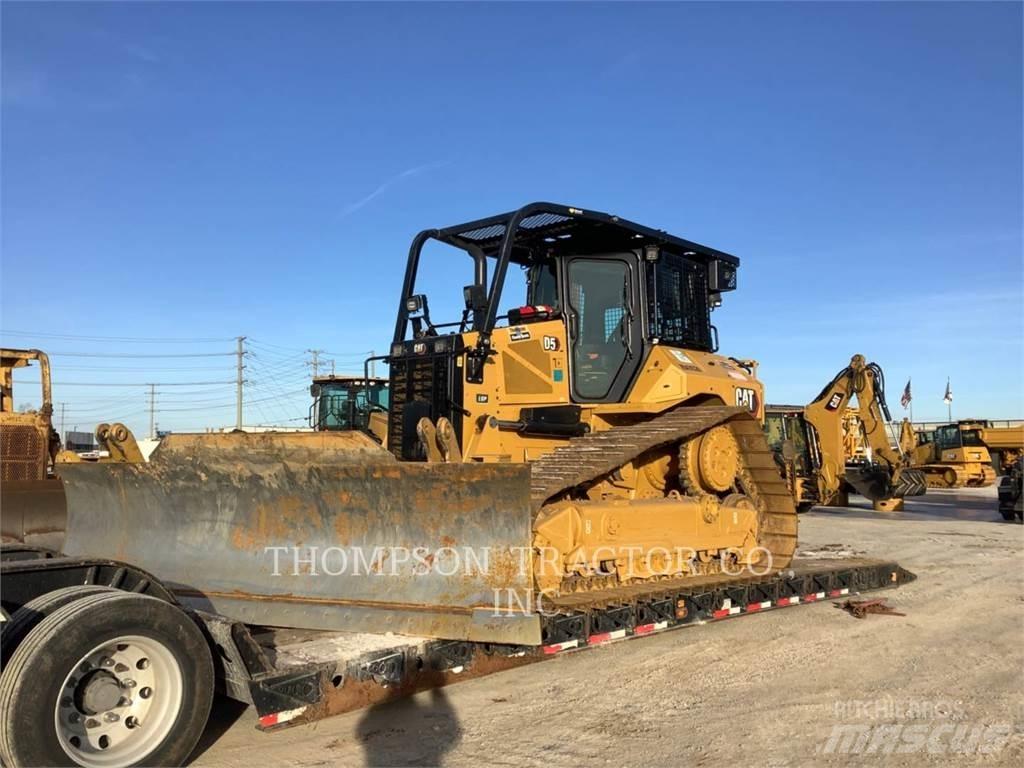 CAT D5 Bouteurs sur chenilles
