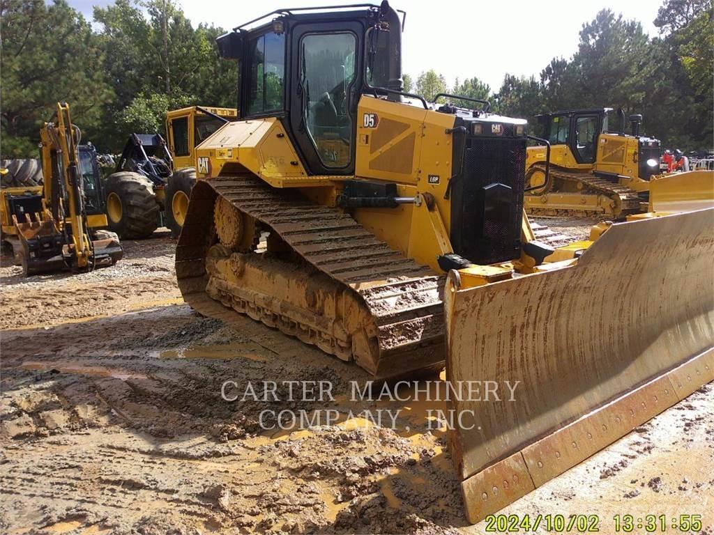 CAT D5 Bouteurs sur chenilles