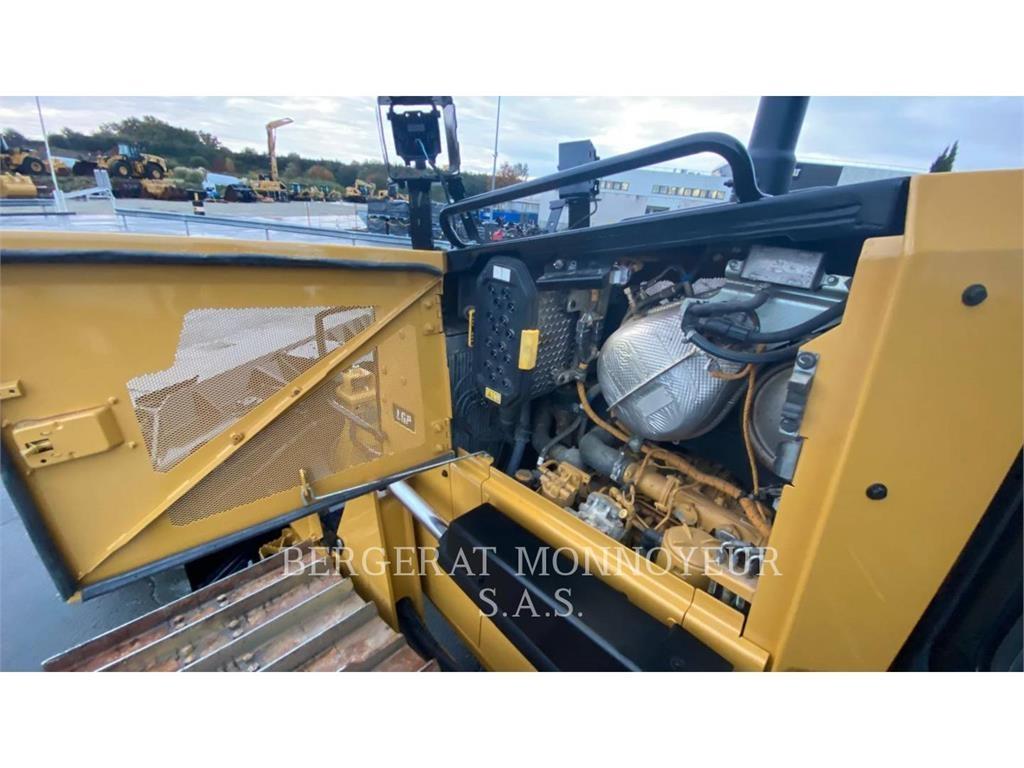 CAT D5 Bouteurs sur chenilles