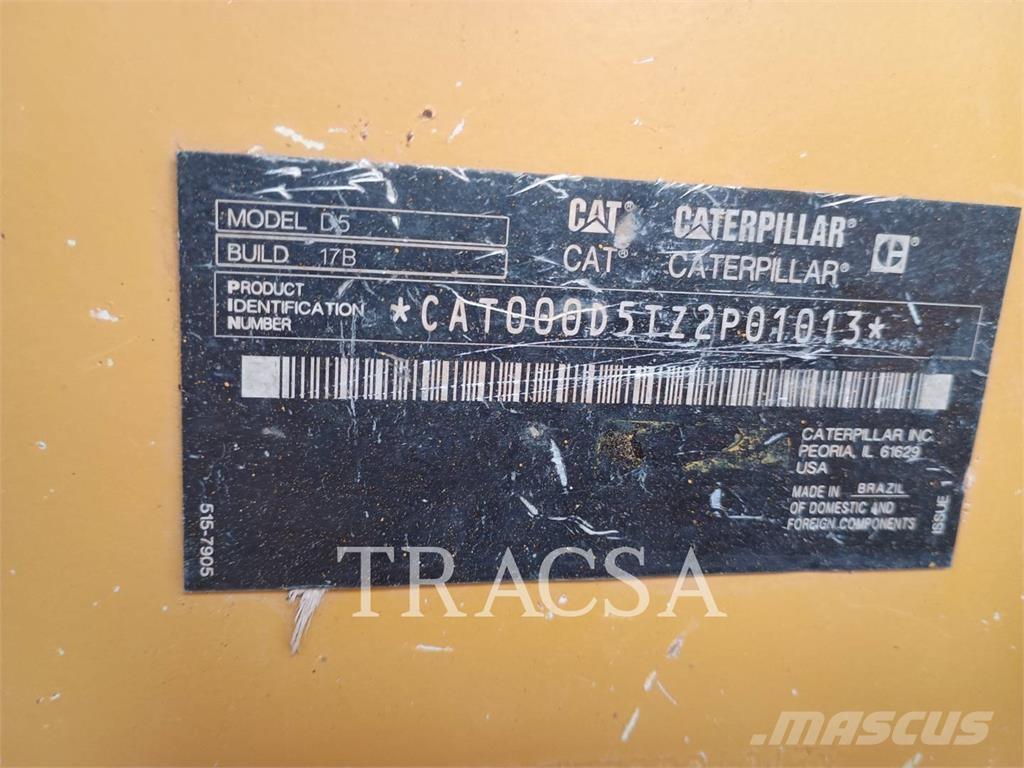 CAT D5 Bouteurs sur chenilles