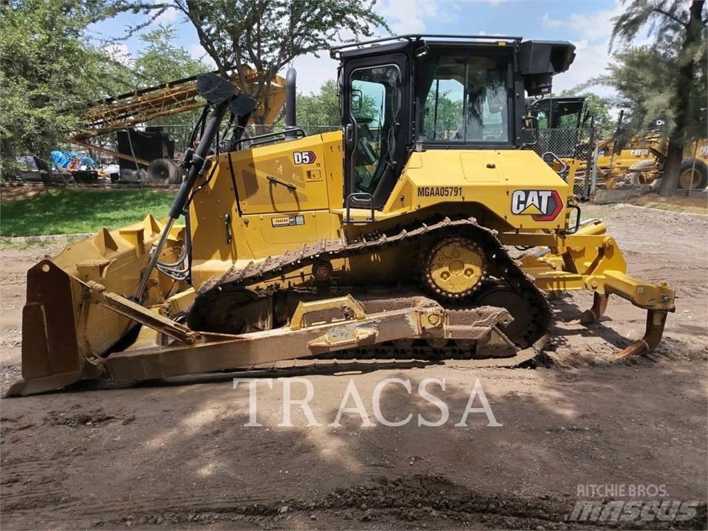 CAT D5 Bouteurs sur chenilles