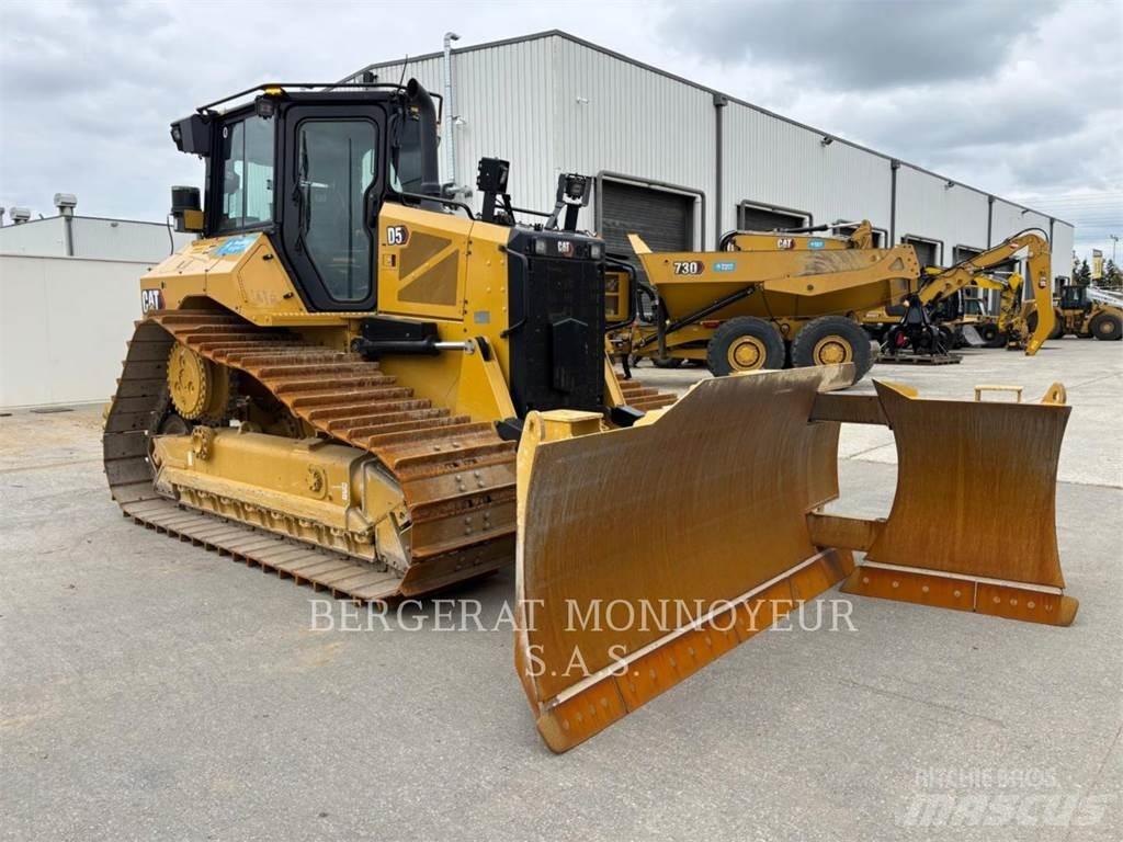 CAT D5 Bouteurs sur chenilles
