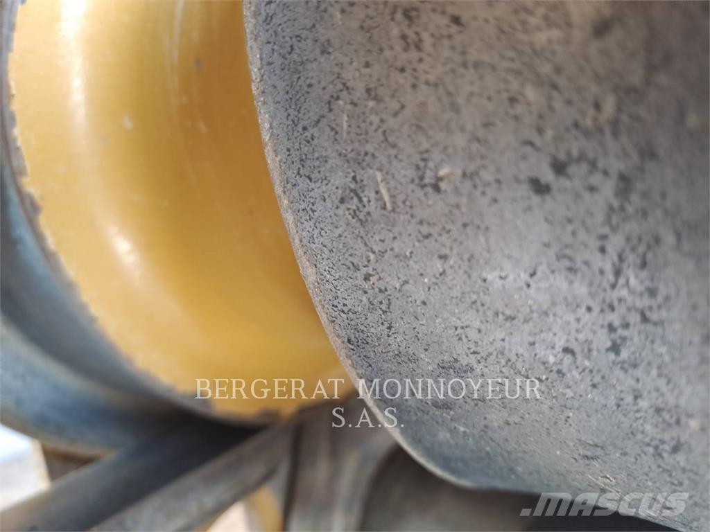 CAT D5 Bouteurs sur chenilles