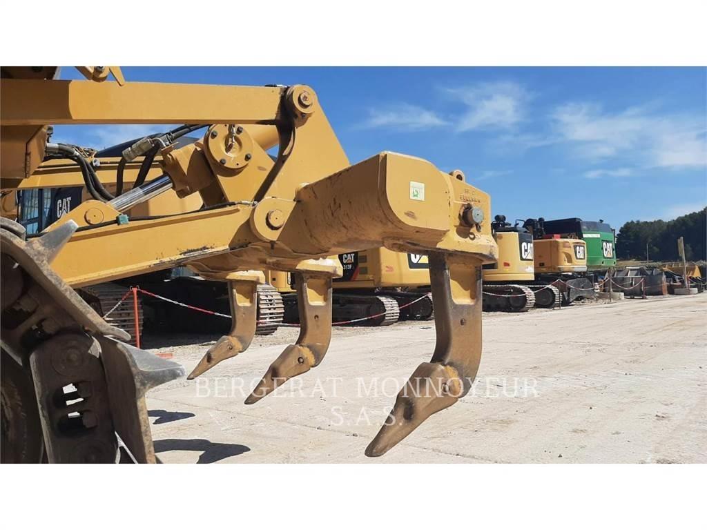CAT D5 Bouteurs sur chenilles