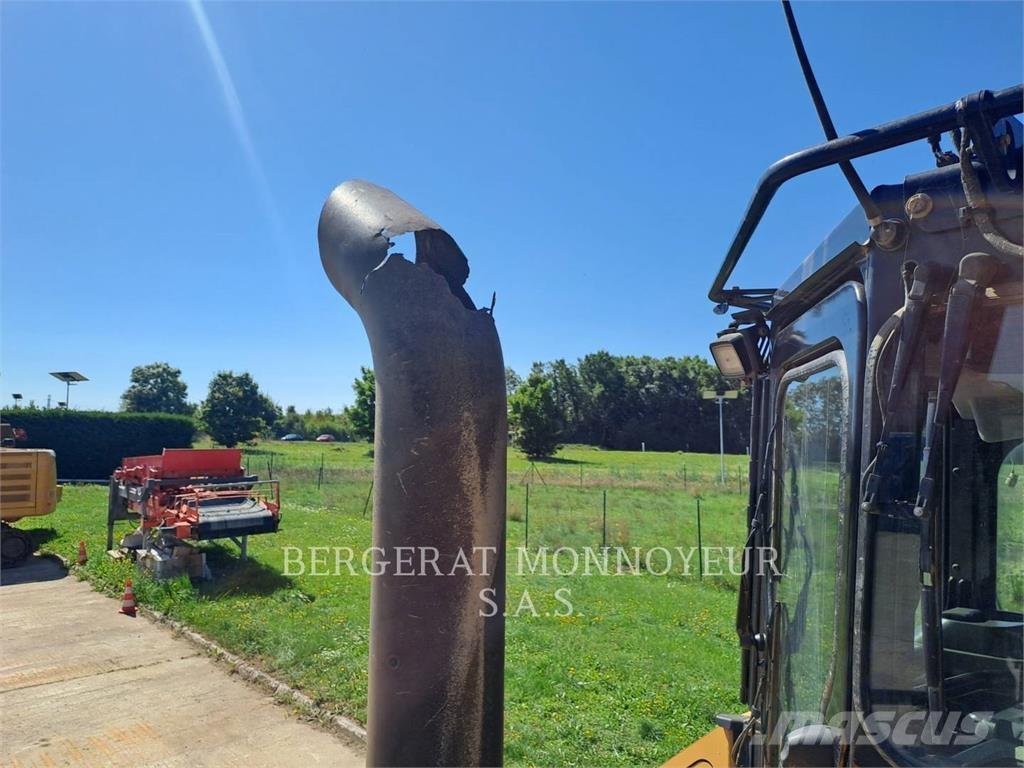 CAT D5 Bouteurs sur chenilles