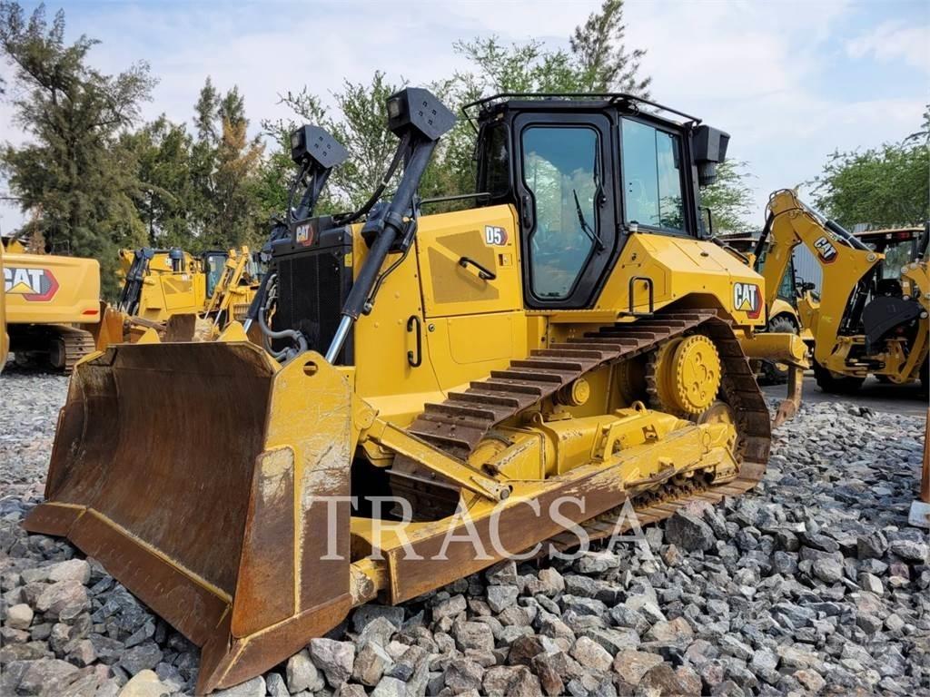 CAT D5 Bouteurs sur chenilles